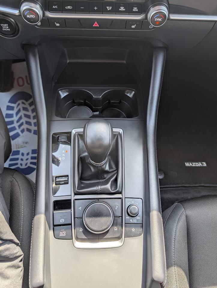 2025 Mazda Mazda3 Sport GS Auto FWD Photo