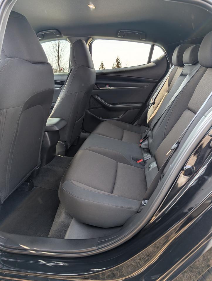 2025 Mazda Mazda3 Sport GS Auto FWD Photo