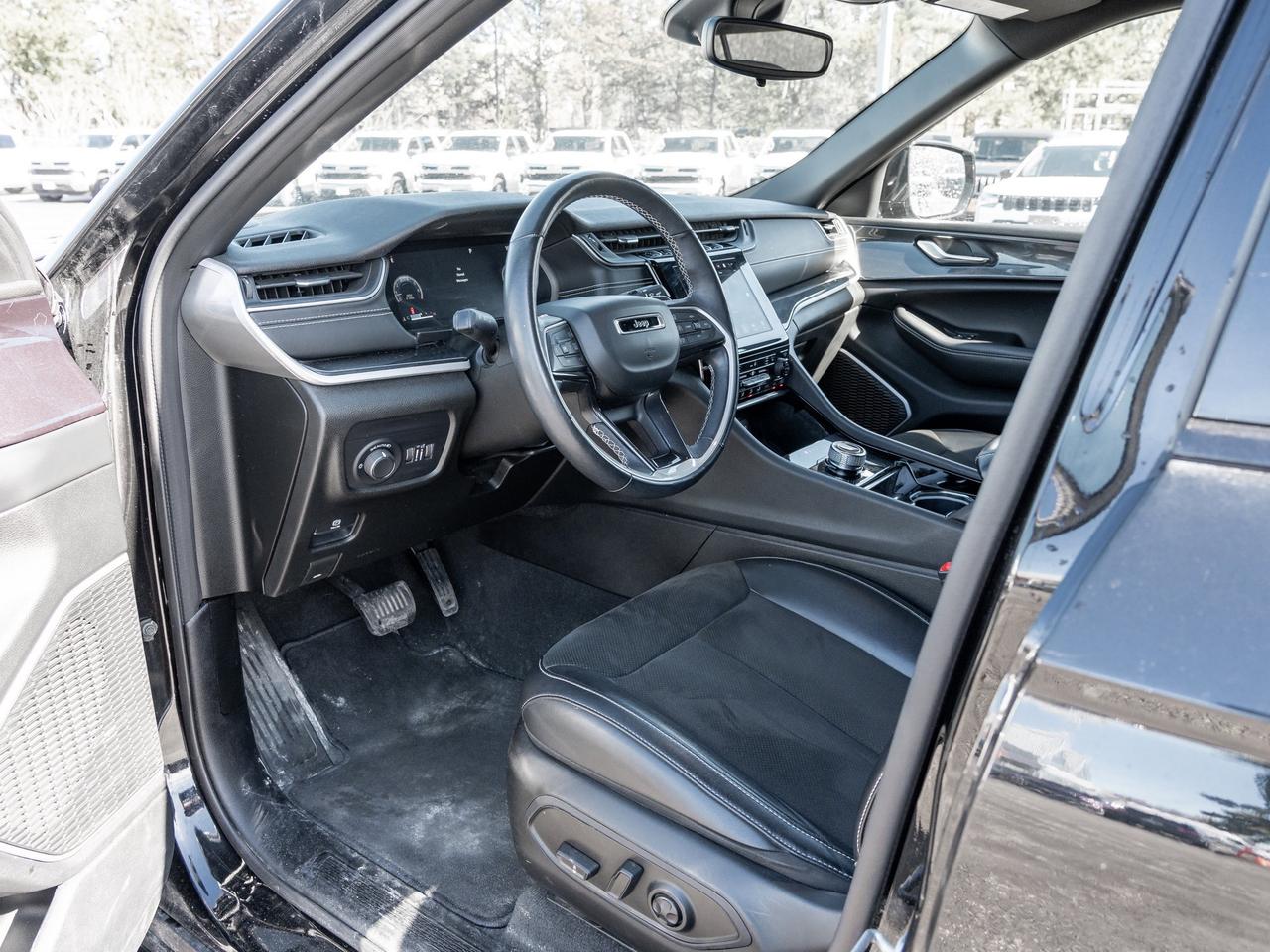 2021 Jeep Grand Cherokee L AWD Altitude   Clean Carfax   Navi   Remote Start Photo