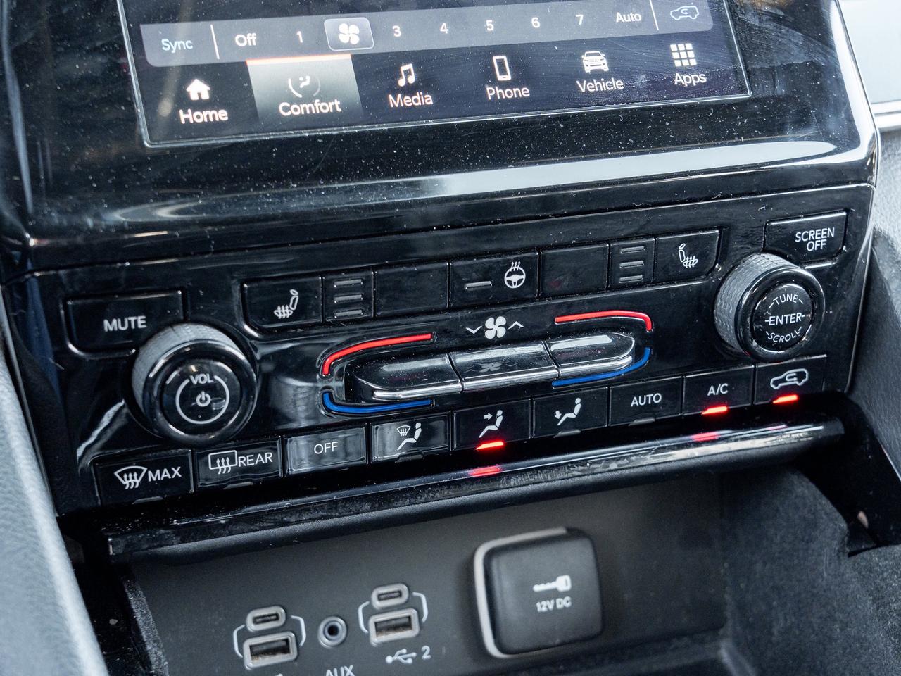 2021 Jeep Grand Cherokee L AWD Altitude   Clean Carfax   Navi   Remote Start Photo
