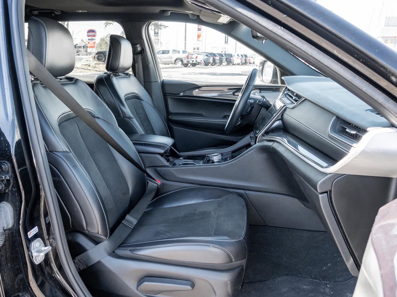 2021 Jeep Grand Cherokee L AWD Altitude   Clean Carfax   Navi   Remote Start Photo