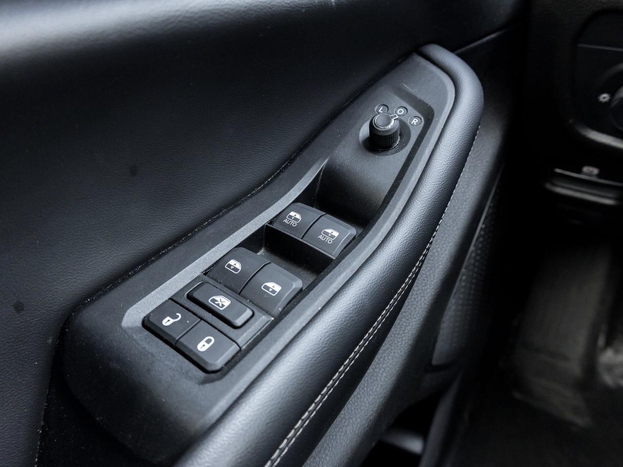 2023 Jeep Grand Cherokee L Laredo   7-Seater   Keyless Entry   Blind Spot Photo