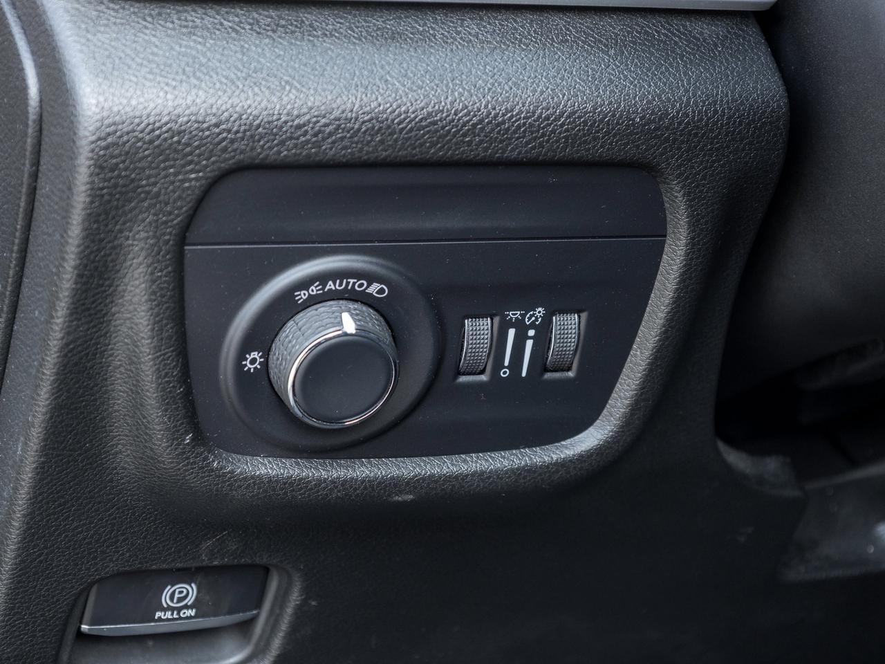 2023 Jeep Grand Cherokee L Laredo   7-Seater   Keyless Entry   Blind Spot Photo