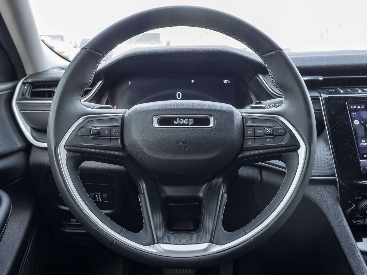 2023 Jeep Grand Cherokee Laredo   7-Seater   Keyless Entry   Blind Spot Photo