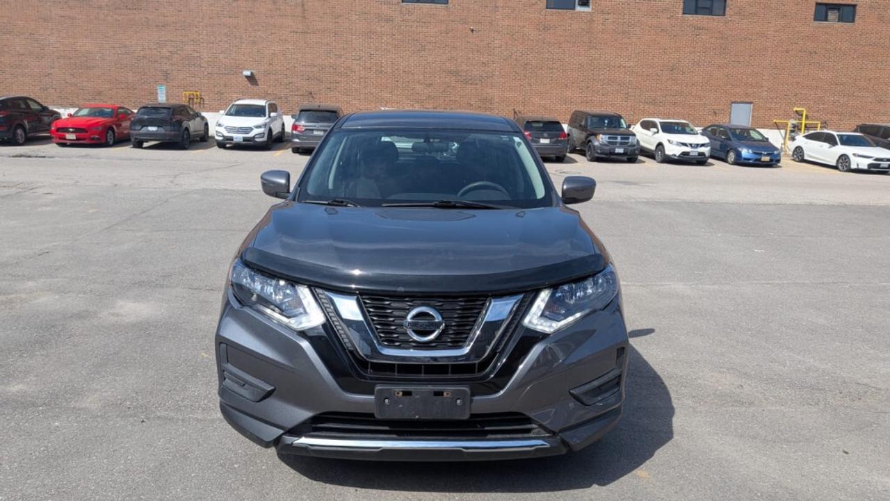2017 Nissan Rogue S /Back Up Cam/Heated Seats/ Bluetooth/ No acciden Photo