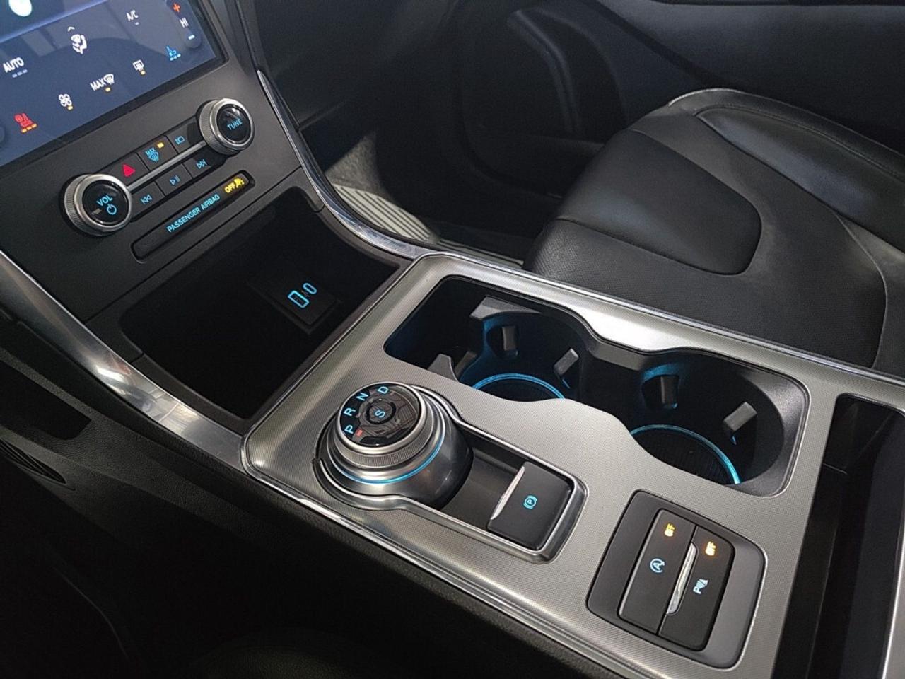 2022 Ford Edge Titanium AWD/ NAVI/Leather/Sunroof/Drive Aassist/R Photo