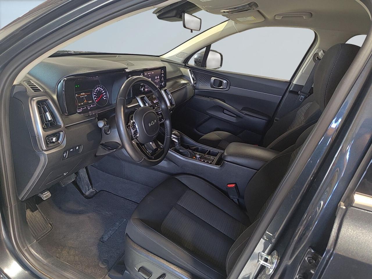 2023 Kia Sorento LX 7 Seater/ Drive Assist/NAVI Carplay/B Cam/ Clea Photo