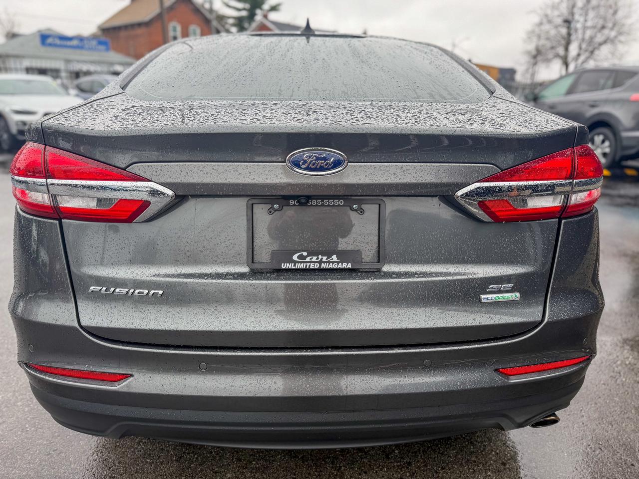 2020 Ford Fusion SE FWD Photo