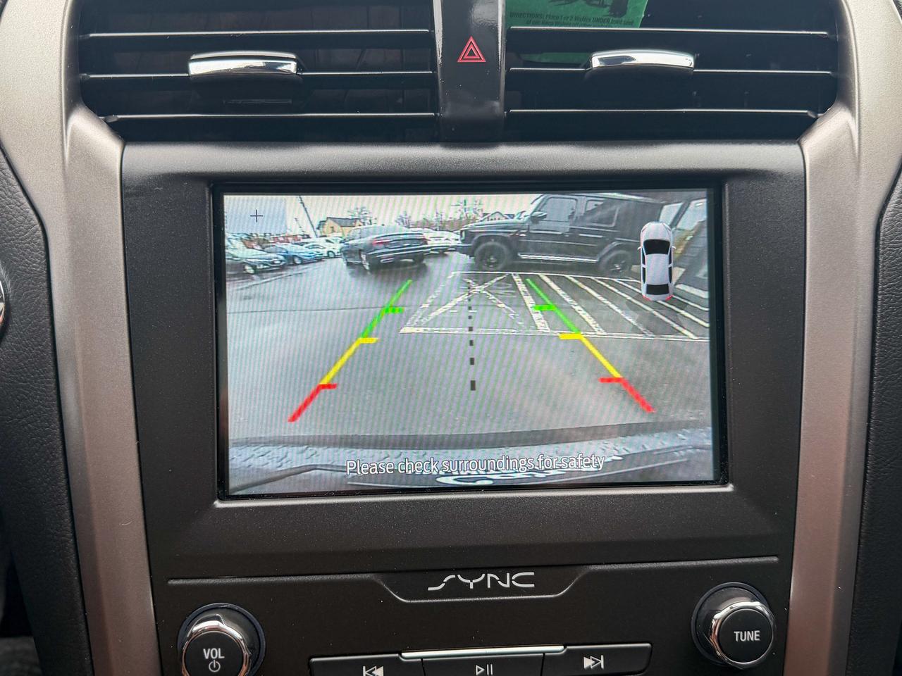 2020 Ford Fusion SE FWD Photo