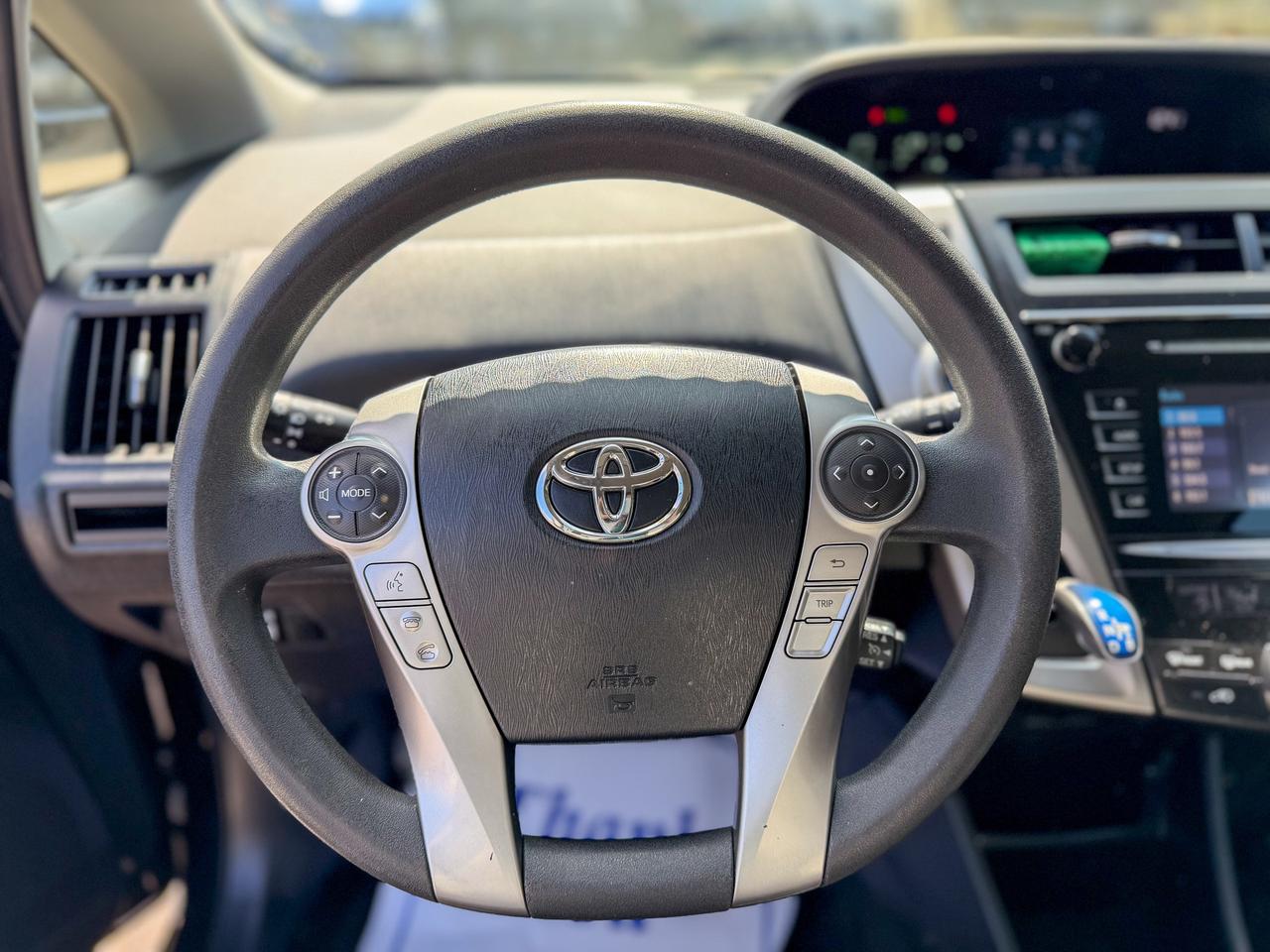 2016 Toyota Prius v HYBRID/LOW KM/CAMERA/PUSH START/1.8L/PUSH START Photo