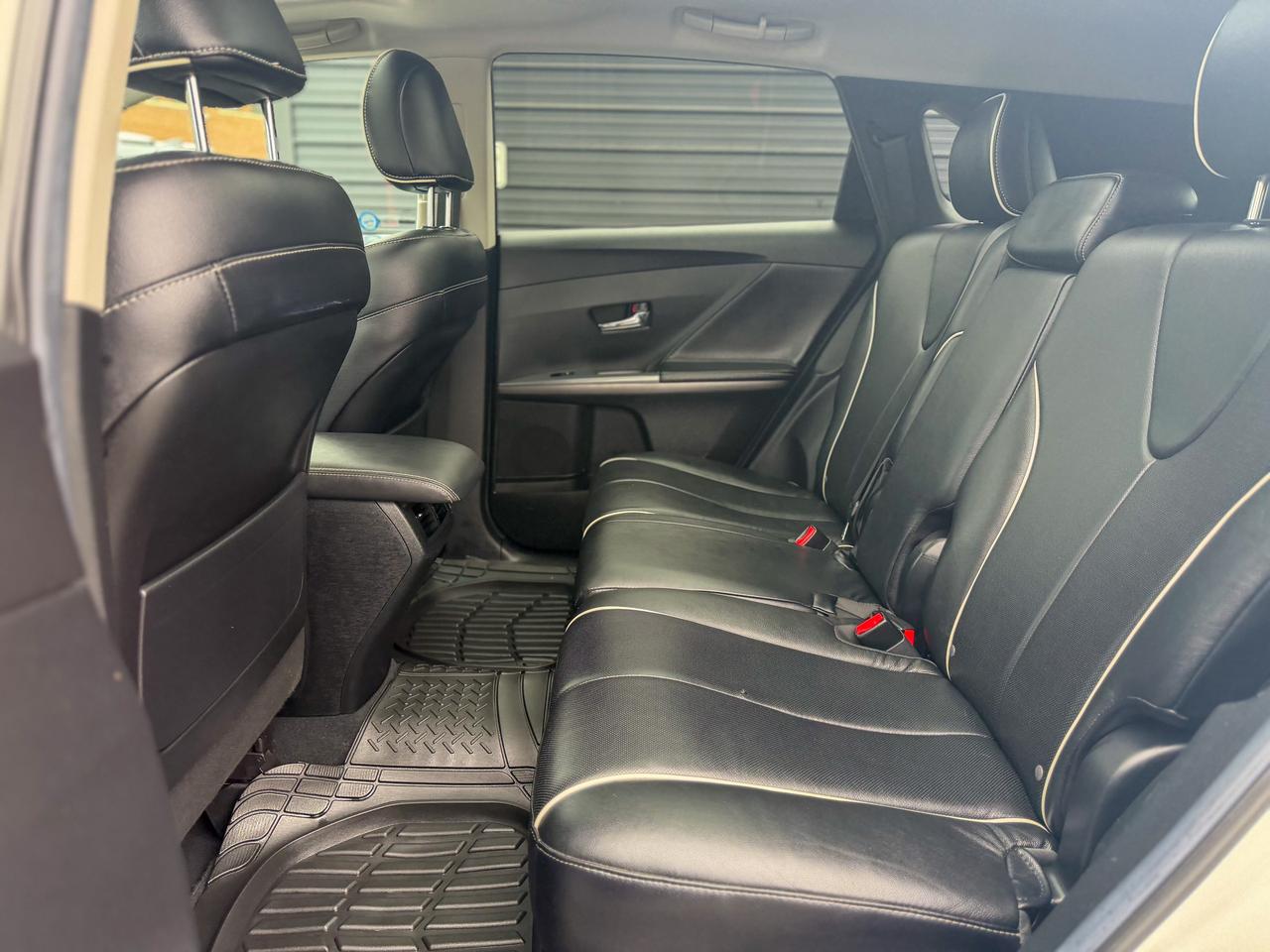 2013 Toyota Venza AWD/NAVI/ROOF/LEATHER/2.7L/LOW KM/NO ACCIDENTS Photo