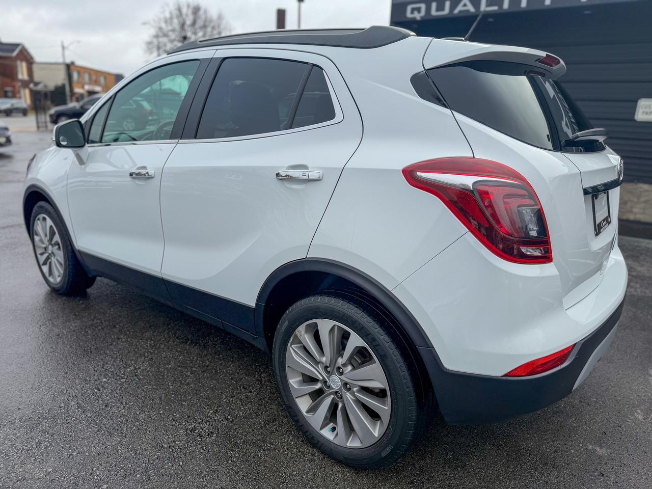 2019 Buick Encore FWD 4DR PREFERRED Photo2
