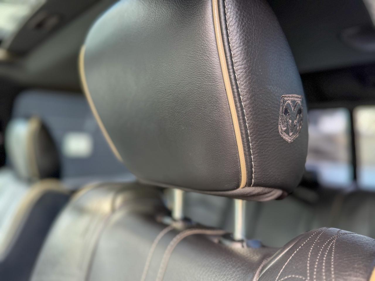 2016 RAM 1500 Limited-Crew Cab/4X4/NAVI/CAMERA/REMOTE/ROOF/3.0L Photo