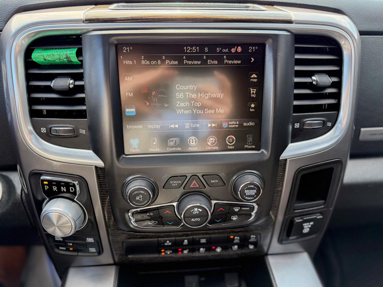 2016 RAM 1500 Limited-Crew Cab/4X4/NAVI/CAMERA/REMOTE/ROOF/3.0L Photo