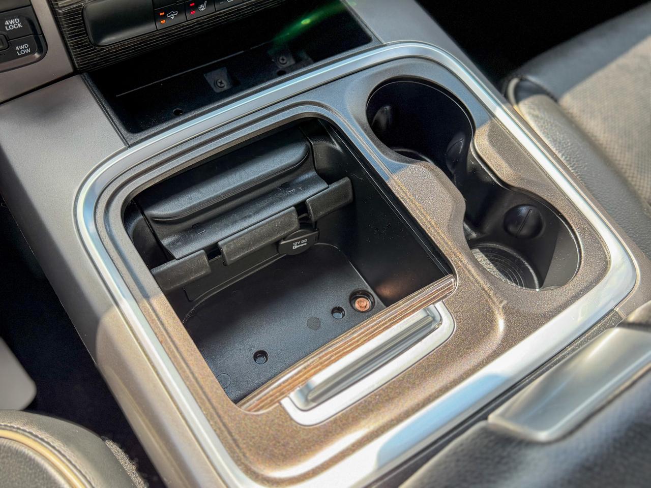 2016 RAM 1500 Limited-Crew Cab/4X4/NAVI/CAMERA/REMOTE/ROOF/3.0L Photo