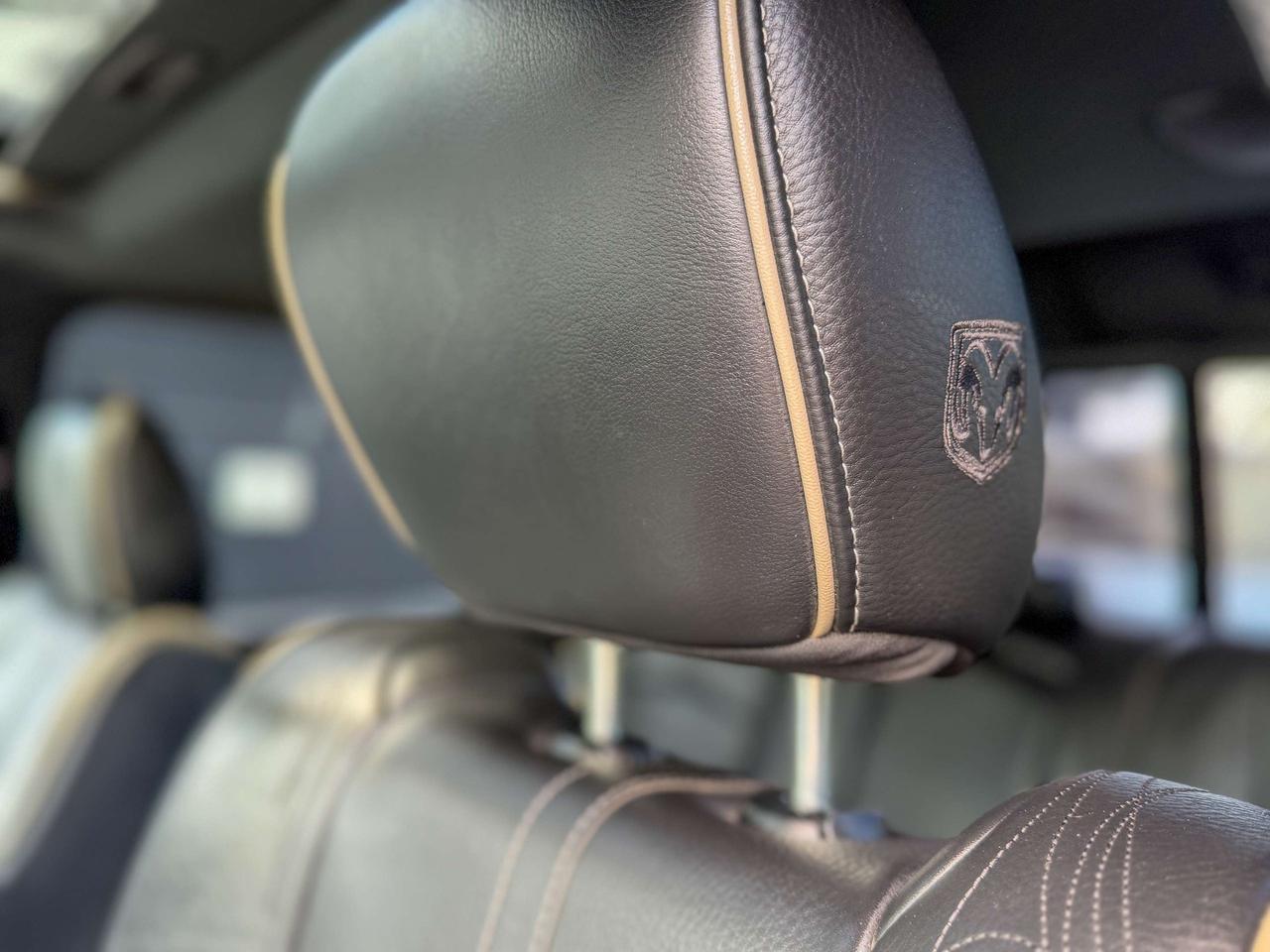 2016 RAM 1500 Limited-Crew Cab/4X4/CAMERA/REMOTE/ROOF/3.0L Photo