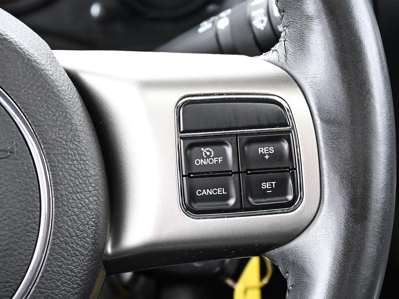 2016 Jeep Patriot High Altitude 4x4 ~Heated Leather ~Sunroof ~Alloys Photo