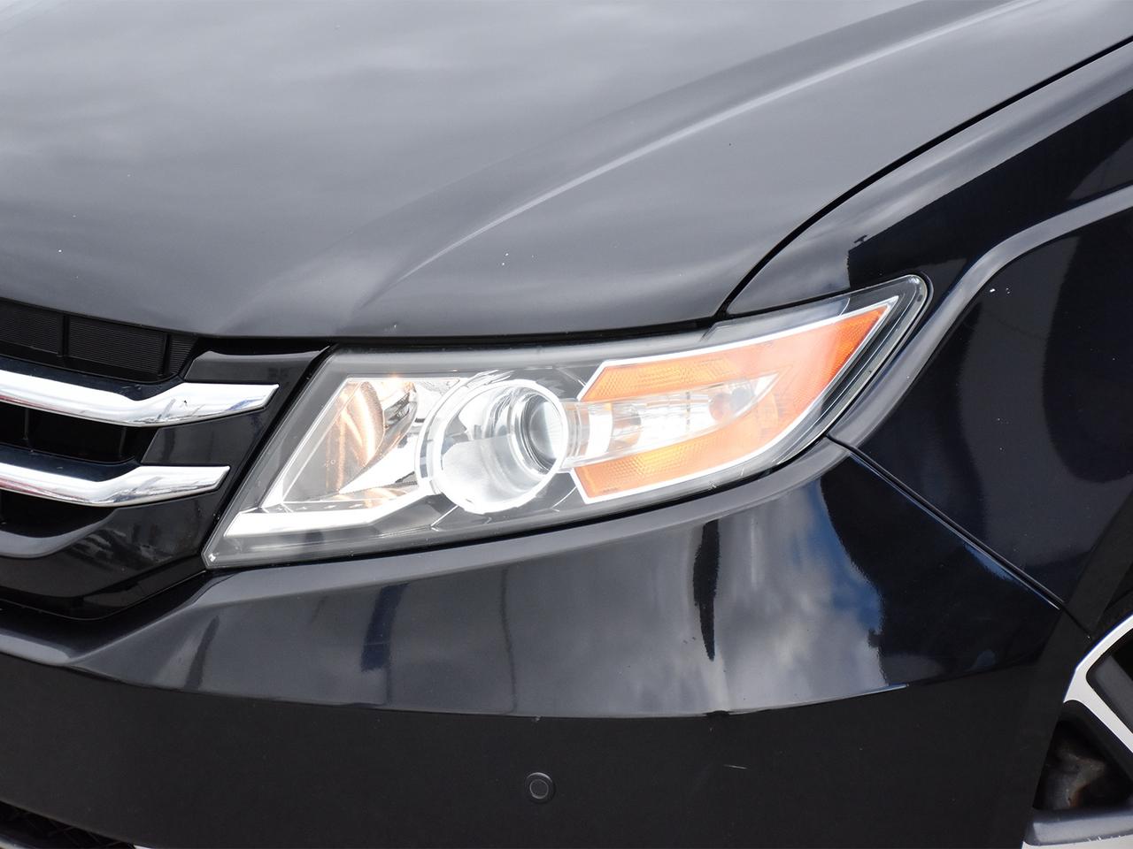 2015 Honda Odyssey Touring ~8 Passenger ~Nav ~Cam ~Leather ~Sunroof Photo