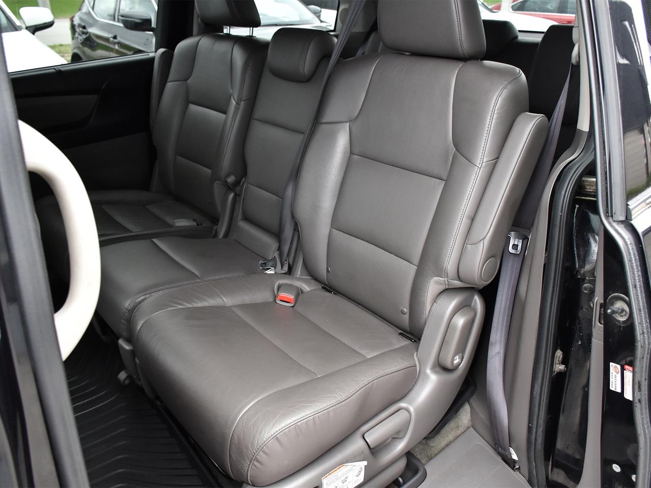 2015 Honda Odyssey Touring ~8 Passenger ~Nav ~Cam ~Leather ~Sunroof Photo