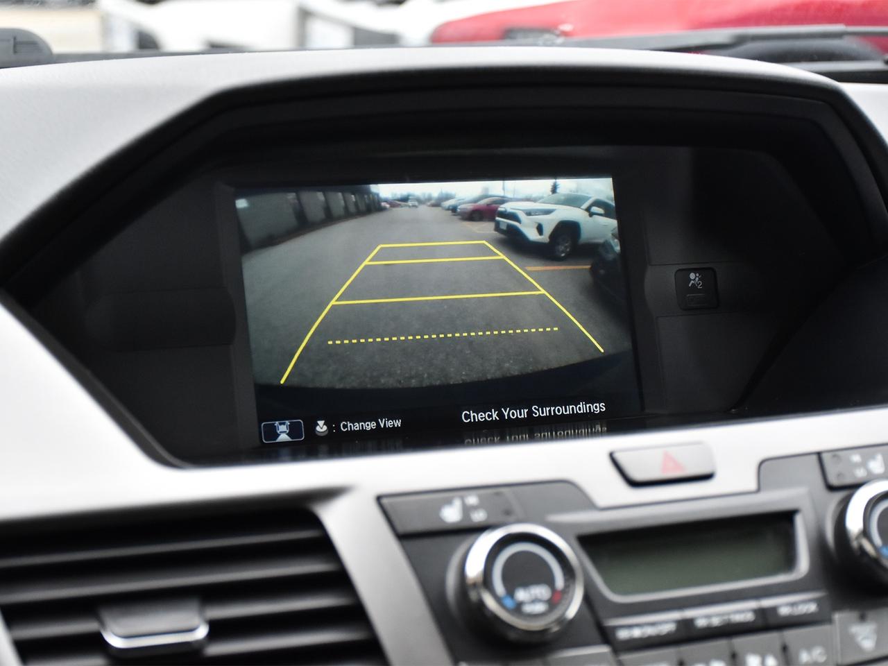 2015 Honda Odyssey Touring ~8 Passenger ~Nav ~Cam ~Leather ~Sunroof Photo
