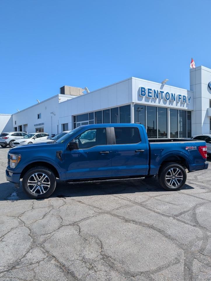2023 Ford F-150 STX CREW 2.7L APPEARANCE PKG FX4 SYNC4 20 WHEELS Photo