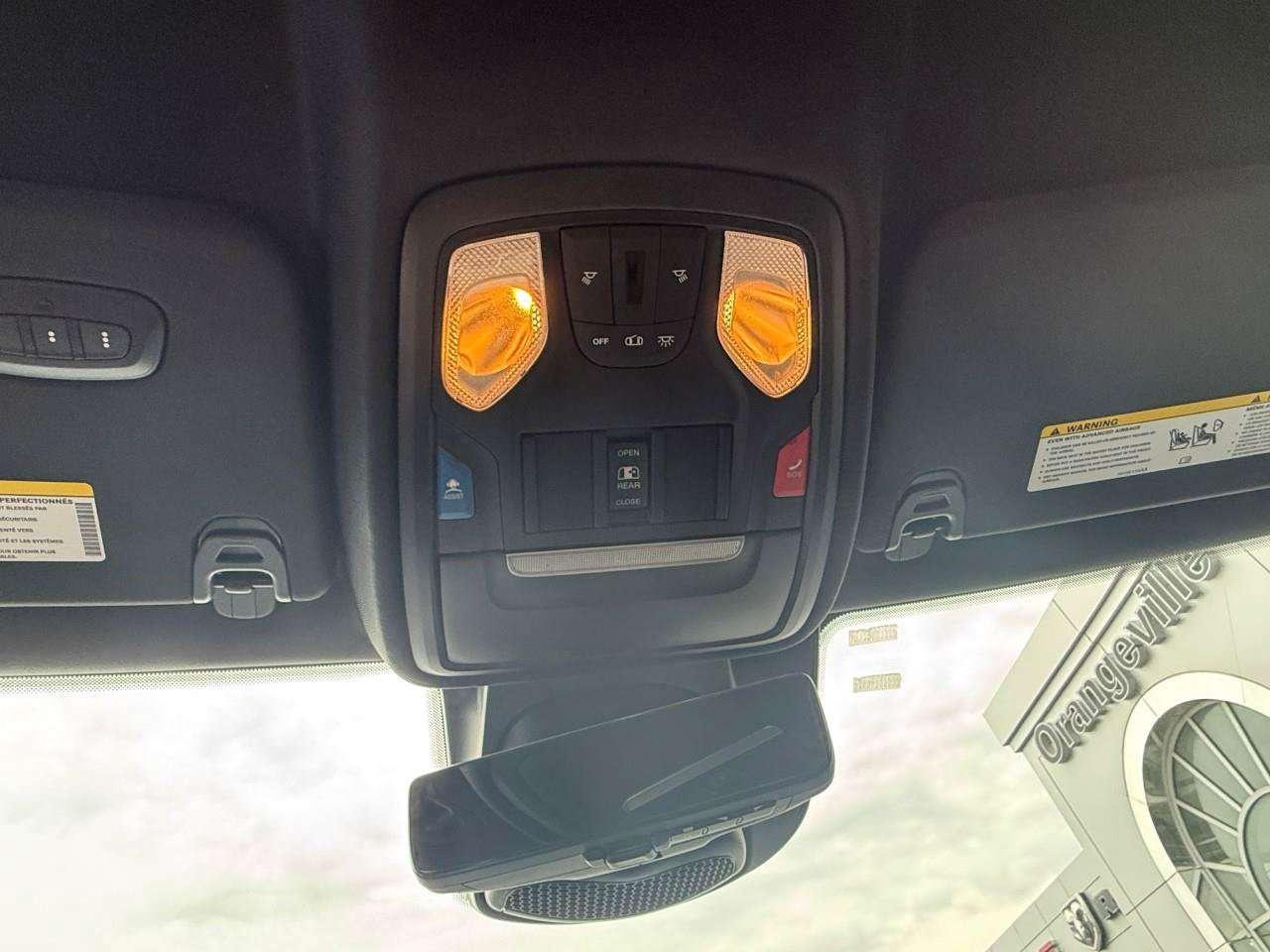 2022 RAM 1500 REBEL, 5.7L HEMI VVT V8 W/FUELSAVER MDS, 4X4, ALLOYS, LEATHER INTERIOR, ONE OWNER, CERTIFIED PRE-OWNED! Photo