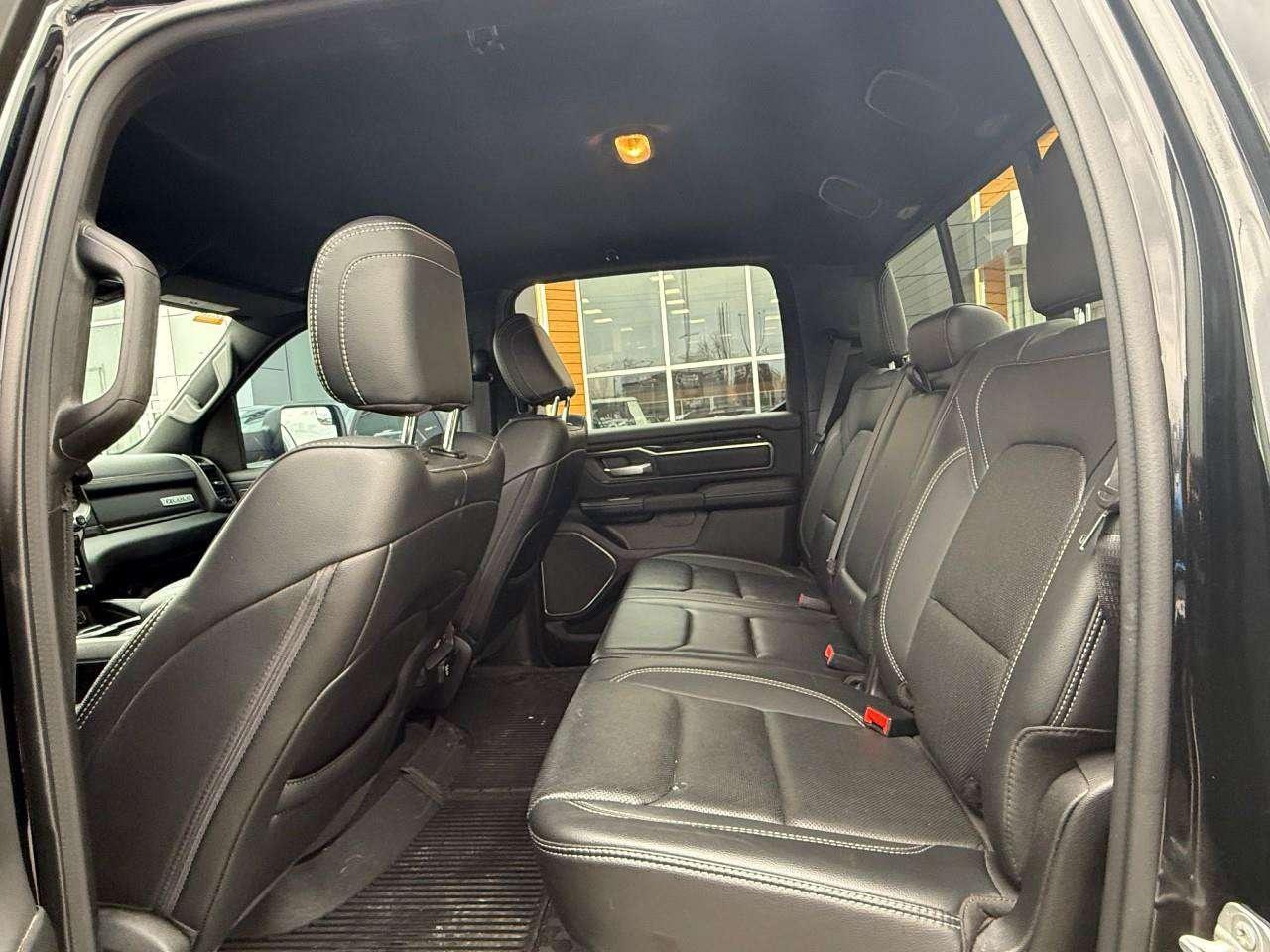 2022 RAM 1500 REBEL, 5.7L HEMI VVT V8 W/FUELSAVER MDS, 4X4, ALLOYS, LEATHER INTERIOR, ONE OWNER, CERTIFIED PRE-OWNED! Photo