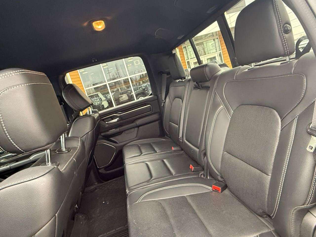 2022 RAM 1500 REBEL, 5.7L HEMI VVT V8 W/FUELSAVER MDS, 4X4, ALLOYS, LEATHER INTERIOR, ONE OWNER, CERTIFIED PRE-OWNED! Photo