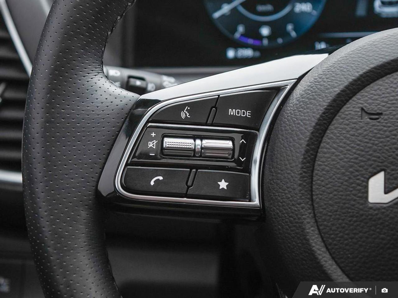 2024 Kia Seltos X - Line   AWD   Turbo   Heated & Cooled Seats   S Photo