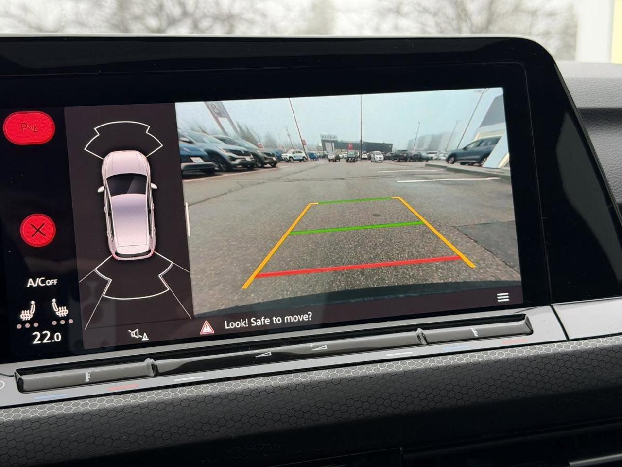 2022 Volkswagen Golf GTI  Photo