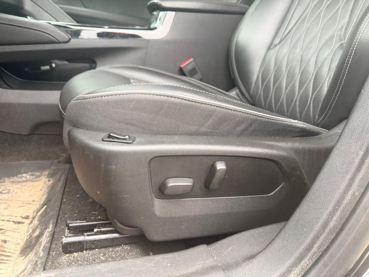 2022 Buick Envision AvenirAVENIR, 2.0L 4-CYL, AWD, ALLOYS, LEATHER, CI Photo