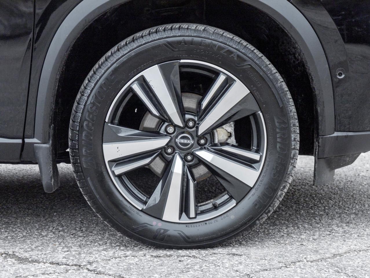 2023 Nissan Rogue AWD Platinum, Nav, Camera, Leather, Sunroof Photo3