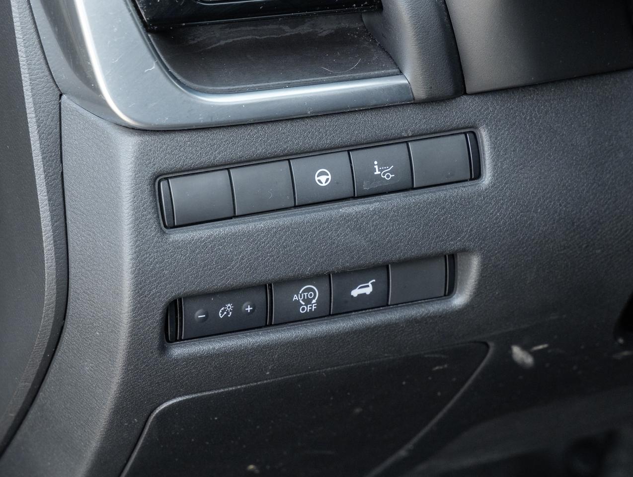 2023 Nissan Rogue AWD Platinum, Nav, Camera, Leather, Sunroof Photo