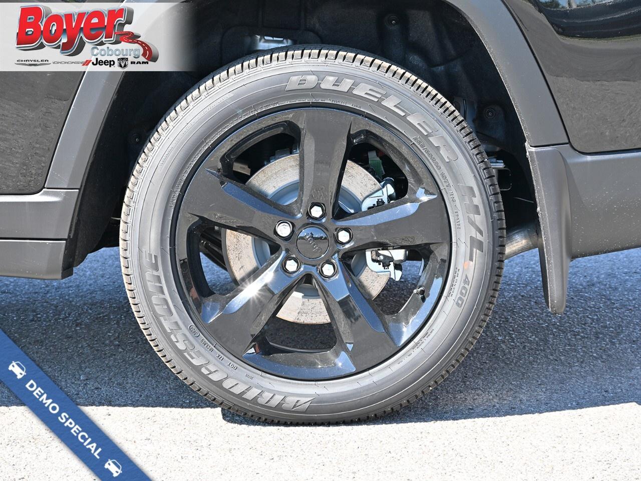 2025 Jeep Grand Cherokee L Altitude 4x4 6 PASSENGER SEATING WAS MSRP: $71025 Photo4
