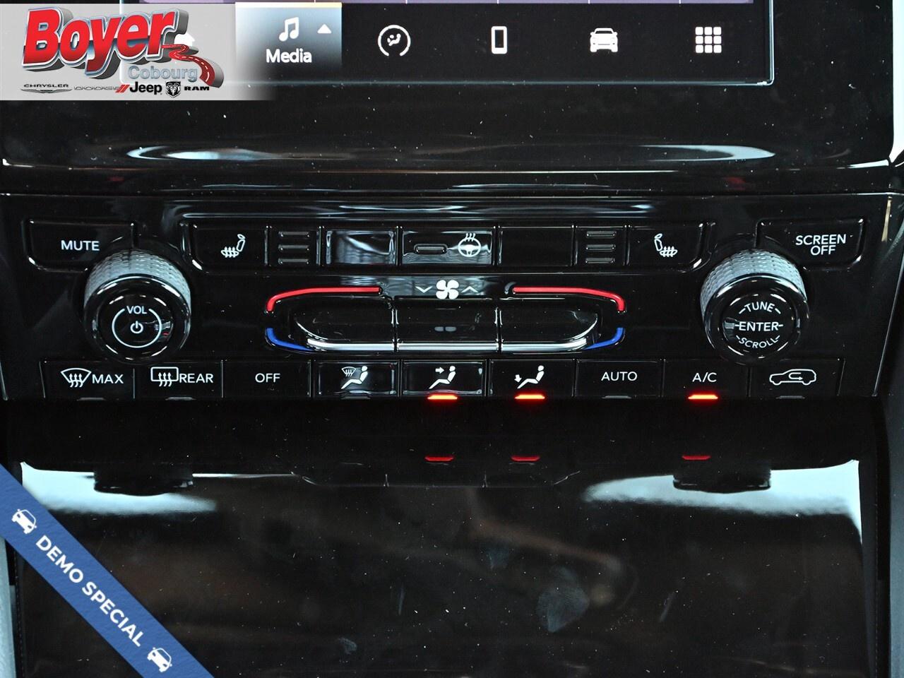 2025 Jeep Grand Cherokee L ALTITUDE 4X4 Photo
