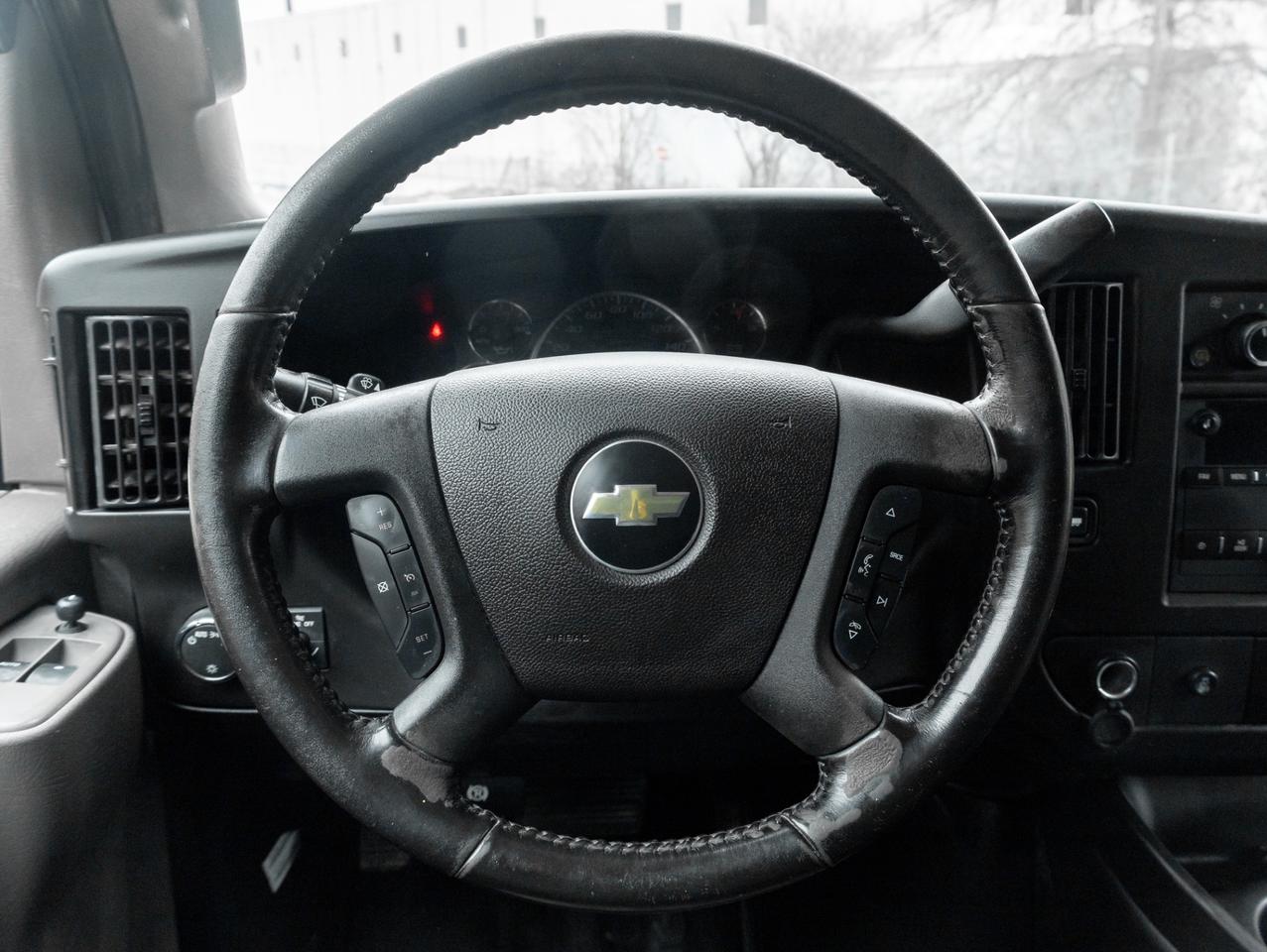 2023 Chevrolet Express RWD 2500 155, Camera Photo