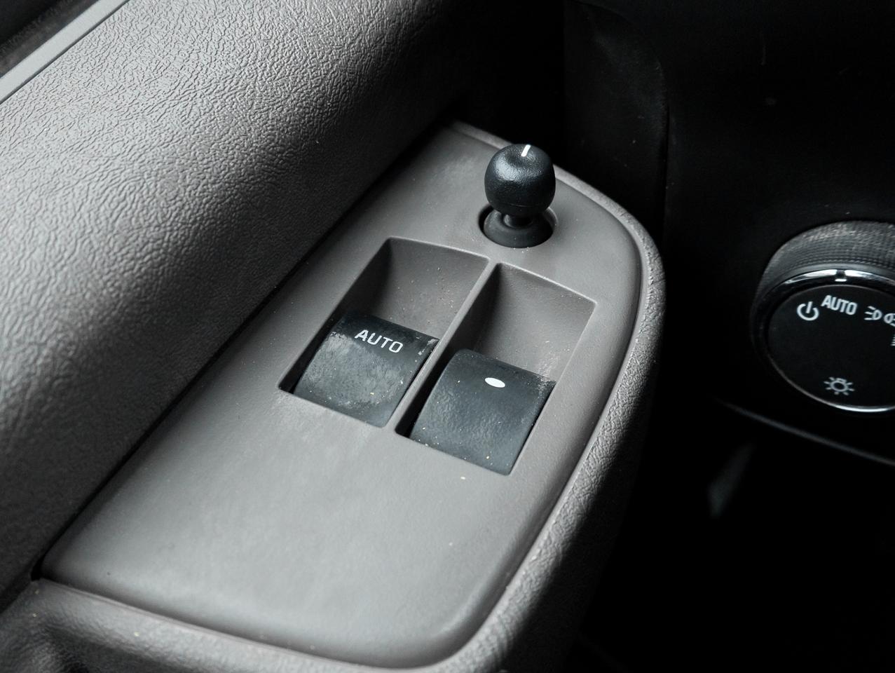 2023 Chevrolet Express RWD 2500 155, Camera Photo