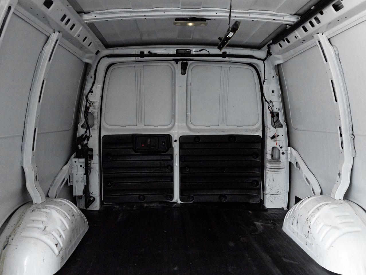 2023 Chevrolet Express RWD 2500 155, Camera Photo