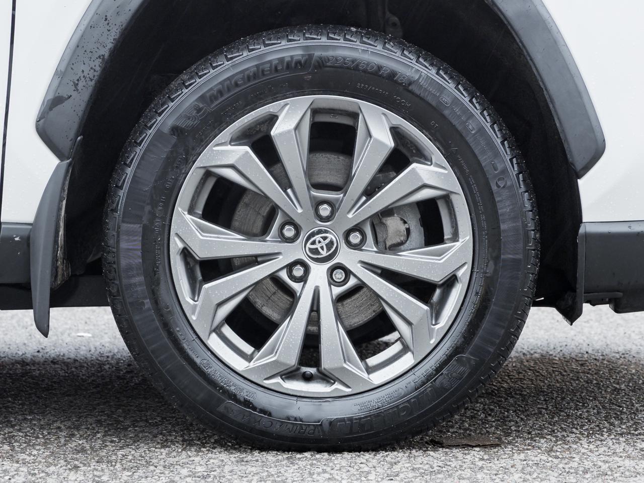 2022 Toyota RAV4 Hybrid Limited AWD,  Nav, Camera, Leather, Sunroof Photo