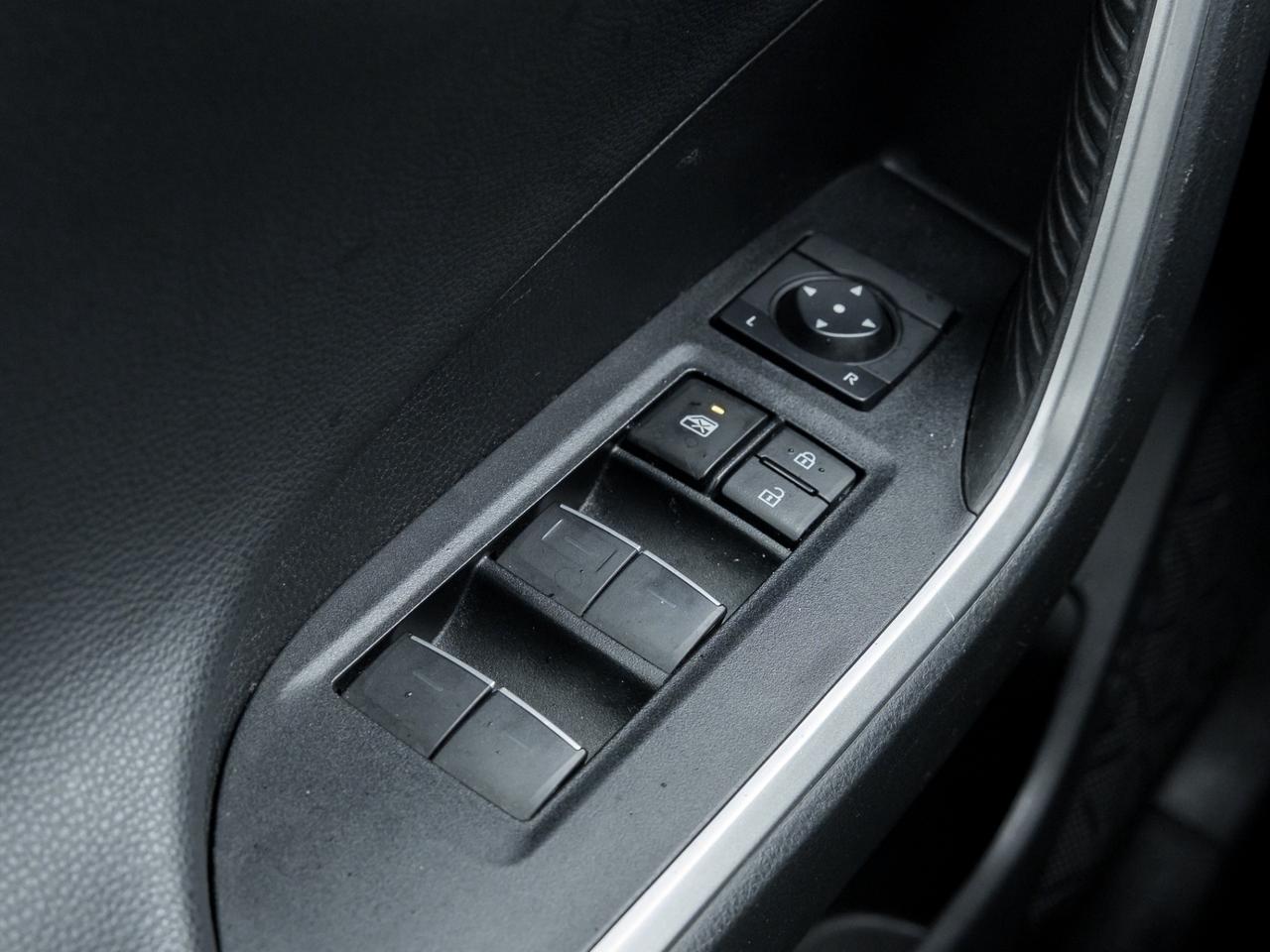 2022 Toyota RAV4 Hybrid Limited AWD,  Nav, Camera, Leather, Sunroof Photo