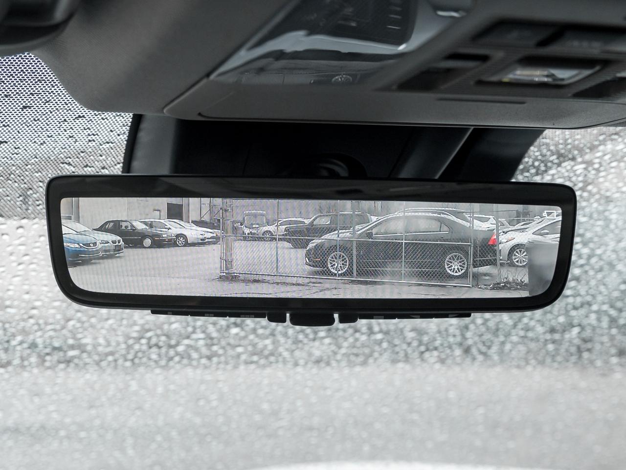 2022 Toyota RAV4 Hybrid Limited AWD,  Nav, Camera, Leather, Sunroof Photo