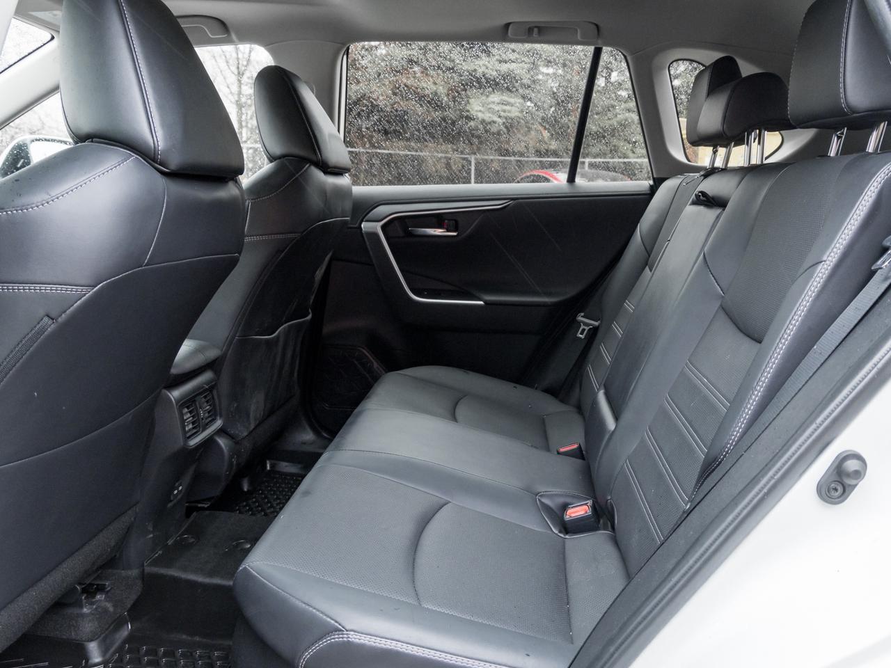 2022 Toyota RAV4 Hybrid Limited AWD,  Nav, Camera, Leather, Sunroof Photo
