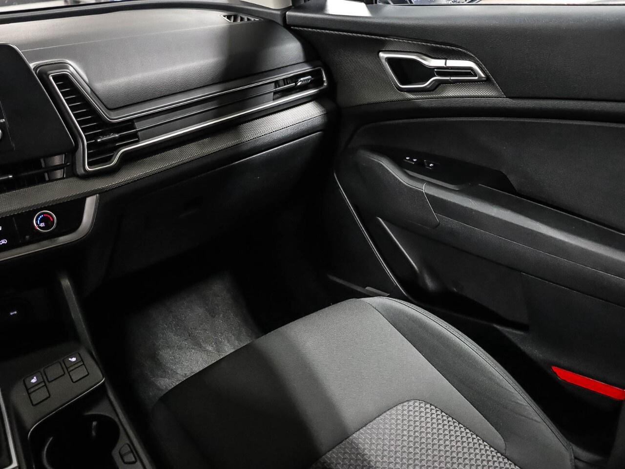 2023 Kia Sportage LX Photo