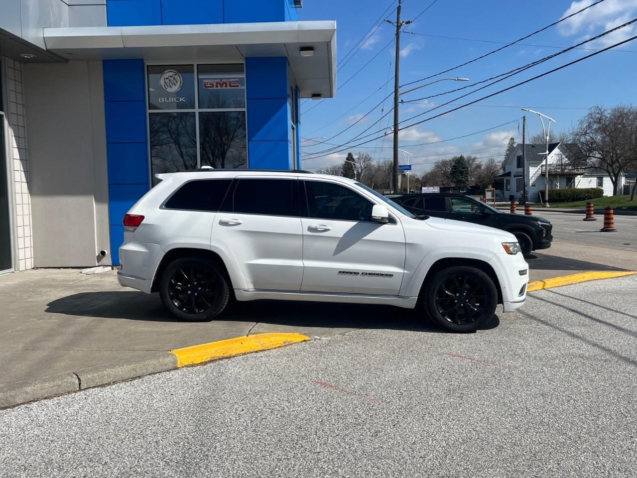 2021 Jeep Grand Cherokee SUMMIT ALL THE OPTIONS Photo3