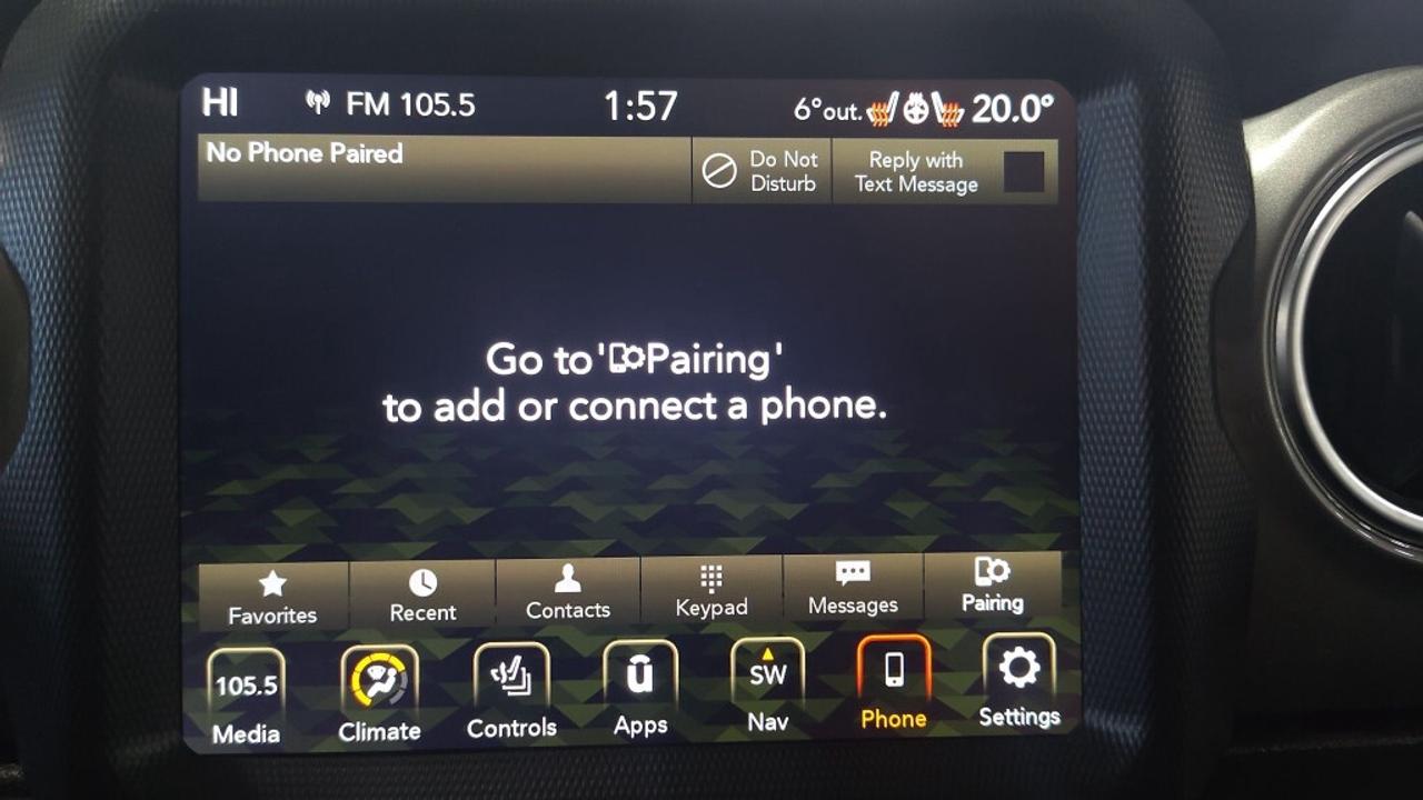 2023 Jeep Wrangler Sahara /NAVI/Remote Start/no accidents/ Photo