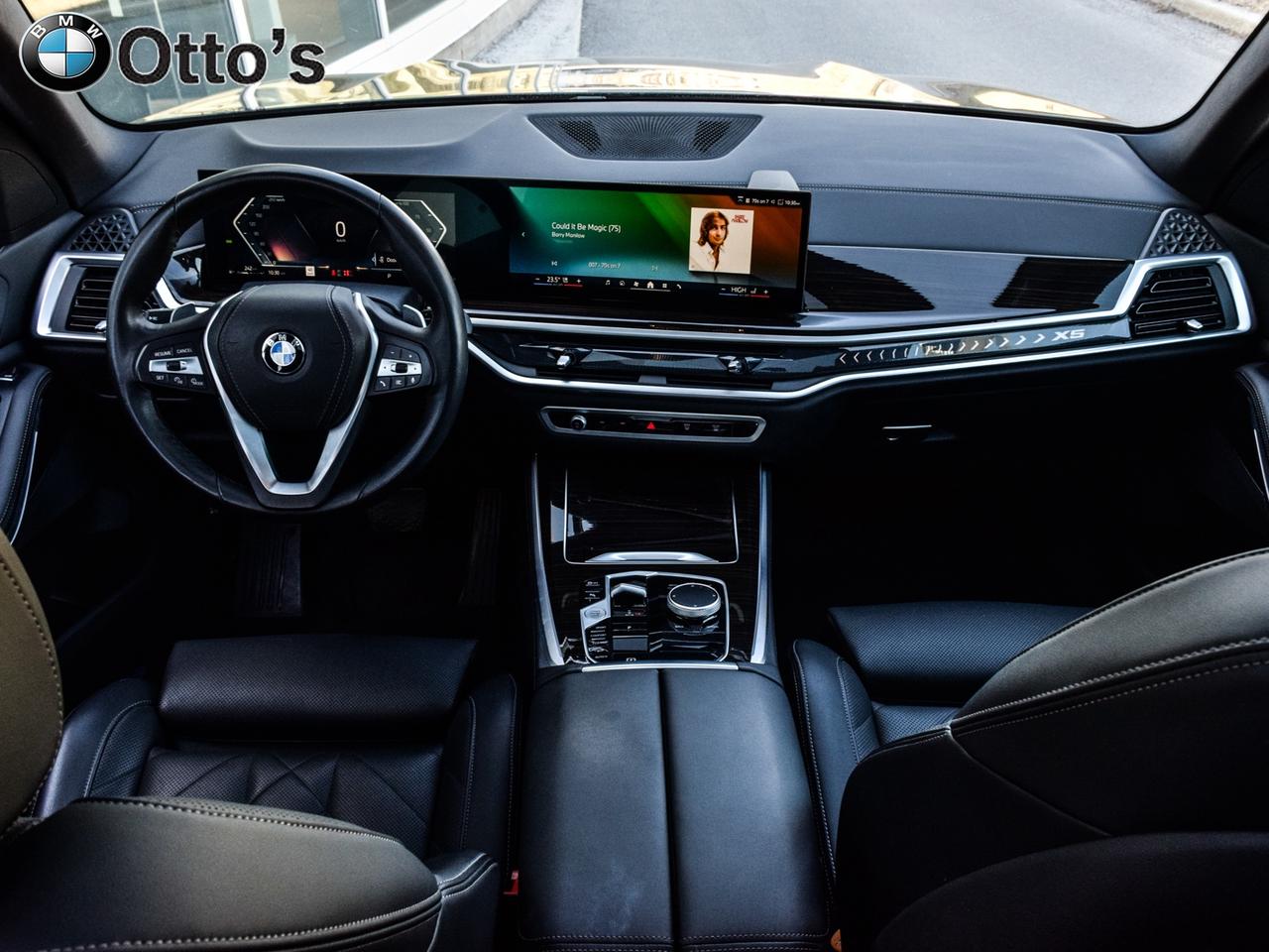 2025 BMW X5 xDrive40i Photo