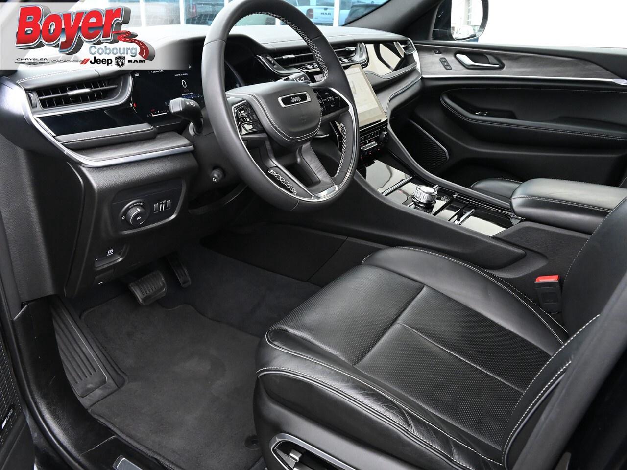 2023 Jeep Grand Cherokee OVERLAND 4X4 Photo