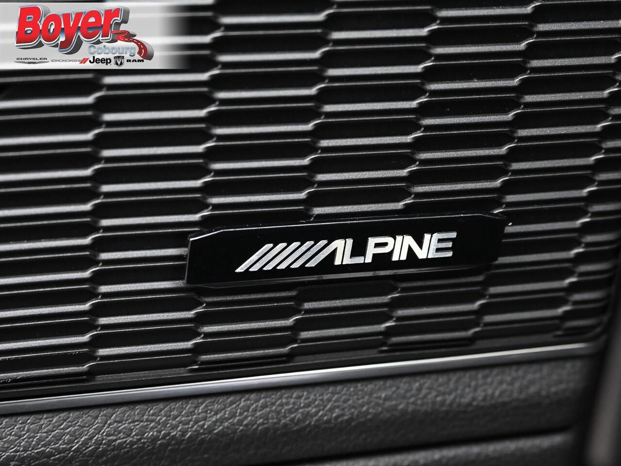 2023 Jeep Grand Cherokee OVERLAND 4X4 Photo