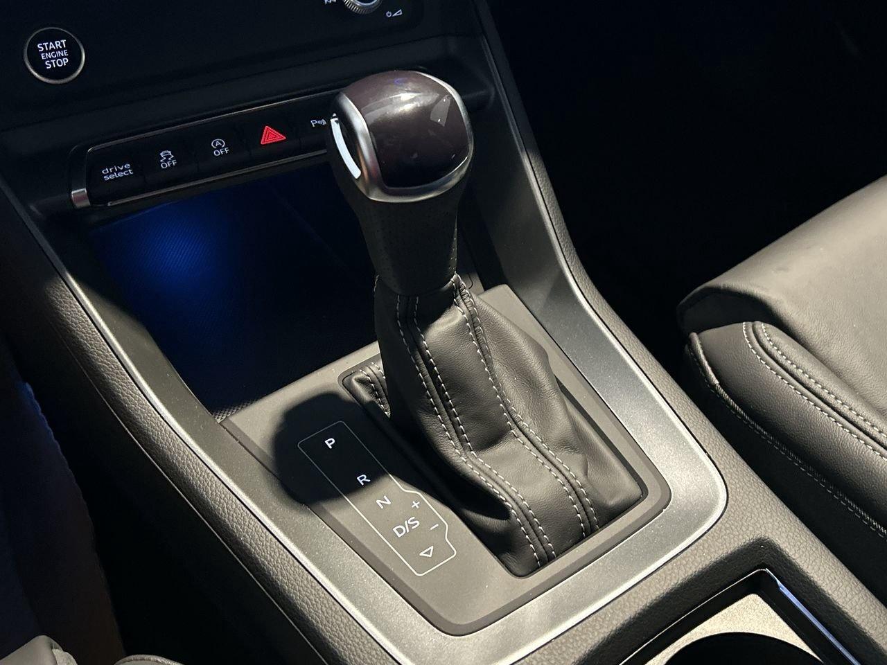 2025 Audi Q3 Progressiv 45 TFSI quattro   3.99% up to 48m Photo