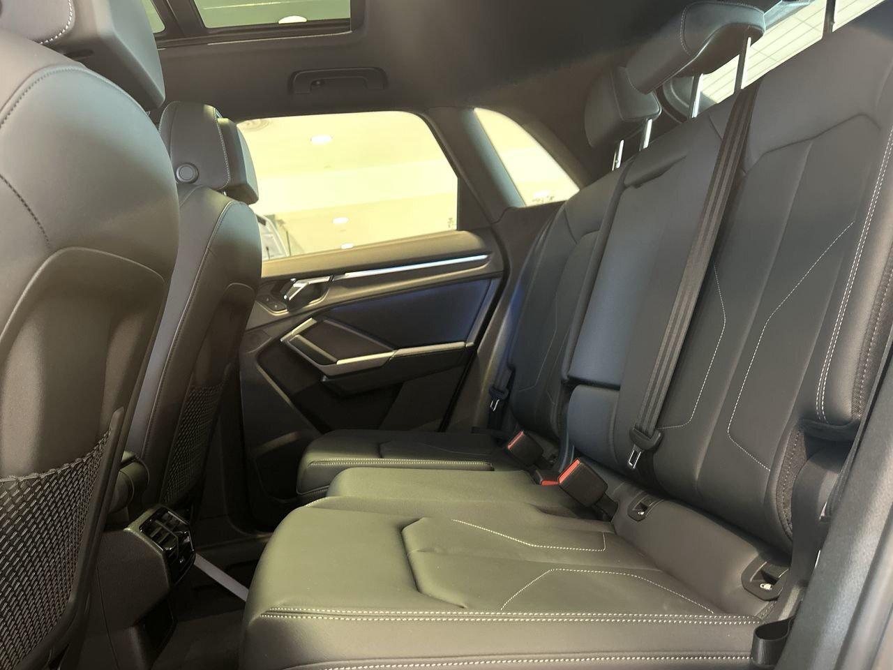 2025 Audi Q3 Progressiv 45 TFSI quattro   3.99% up to 48m Photo